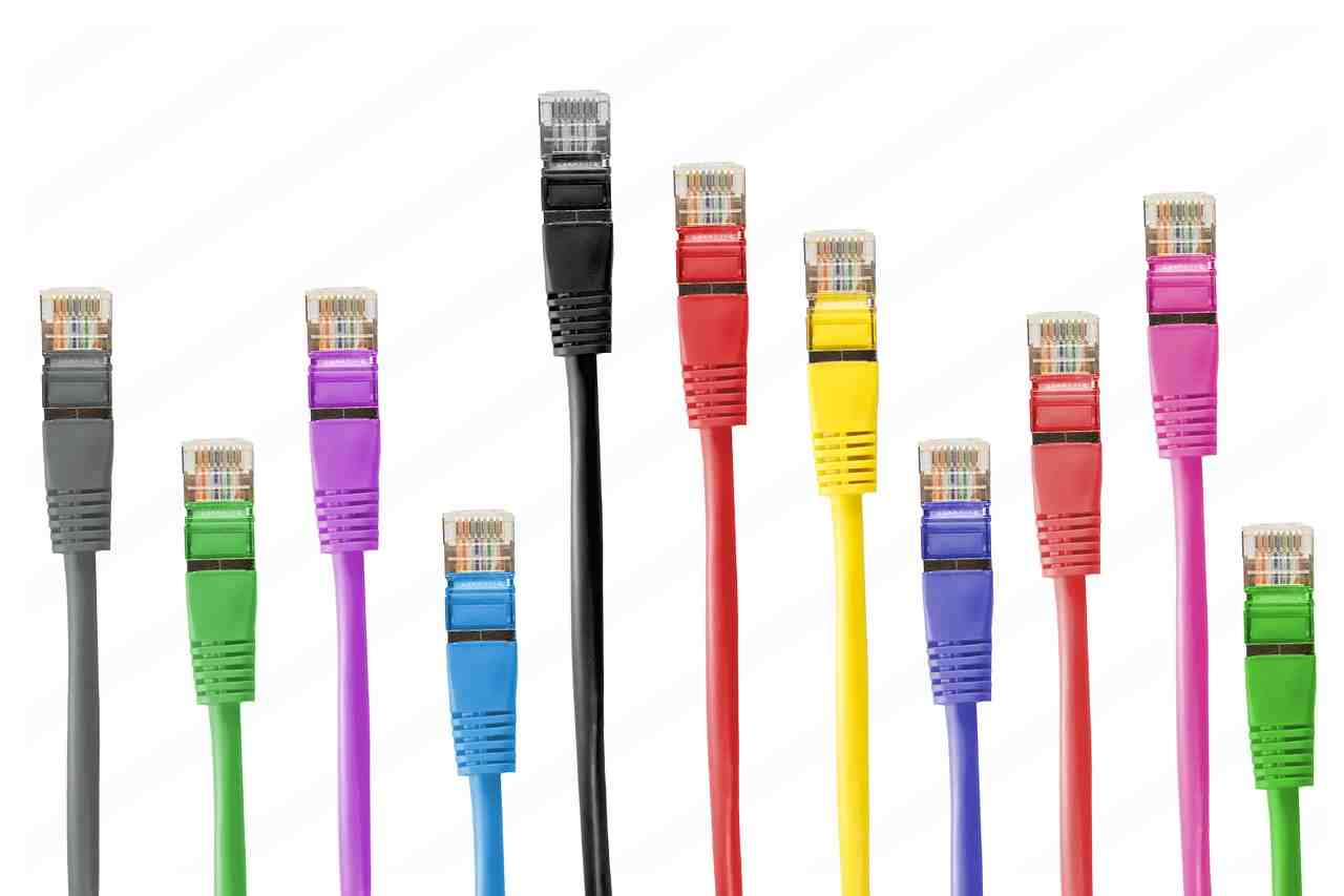 câbles de réseau, connecteur réseau, câble